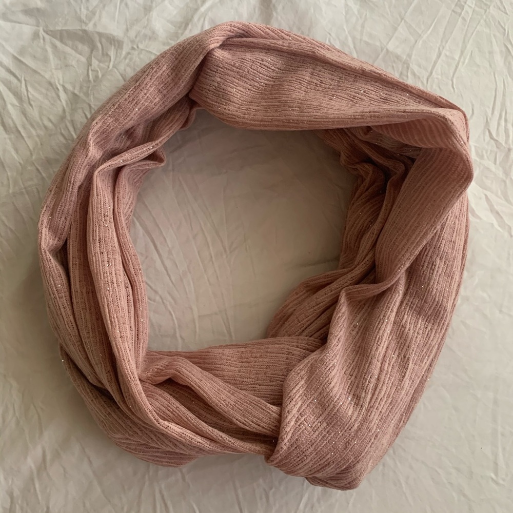 Infinity scarf